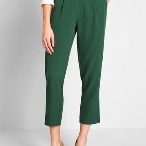 Brand New Start From Here Cropped Pants in 1X